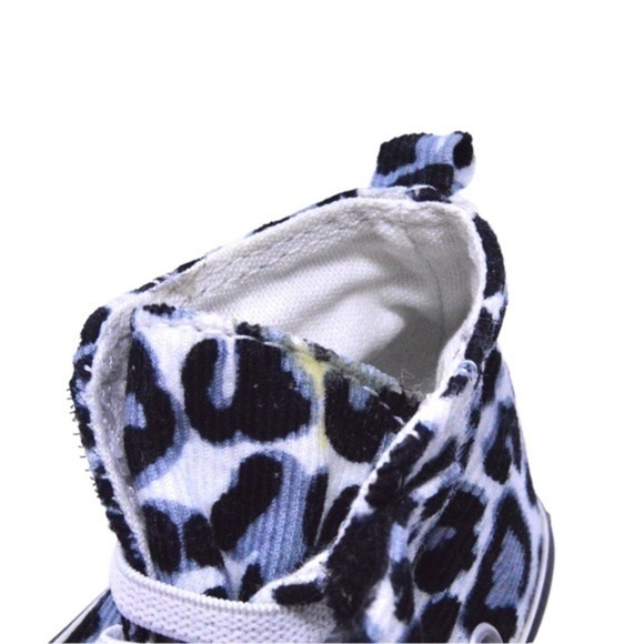 Old Navy Retro Cheetah Print Corduroy High Top Sneakers, Size 5 - Picture 4 of 13